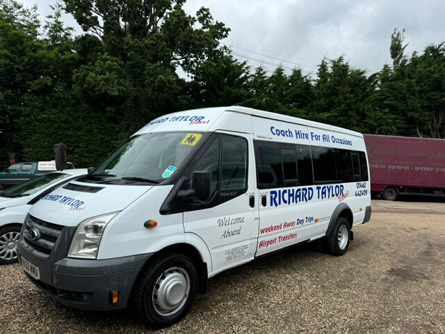 2010 (60) White Ford Transit PSV Minibus RWD 115 T430 - Image 1