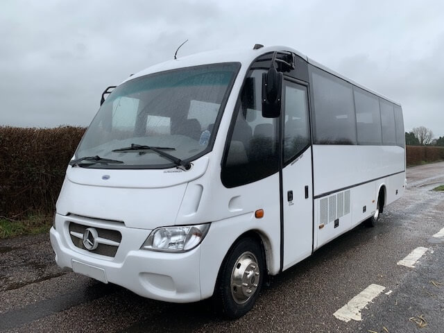 2009 Mercedes Benz 815 Vario - Image 1