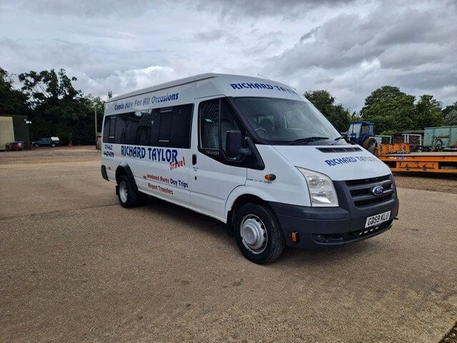 2009 (59) Ford Transit PSV Minibus RWD 115 T430 - Image 2