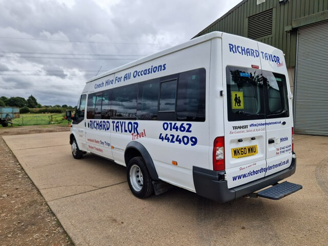 2010 (60) Ford Transit PSV Minibus RWD 115 T430 - Image 3