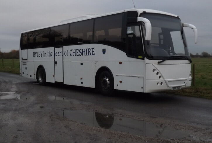 2005 Volvo B12B Jonckheere Mistral 50 - Image 1